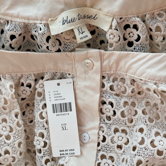 NWT Blue Tassel Puff-Sleeve Lace Blouse Embroidered Floral in Ivory Cream - Picture 8 of 12